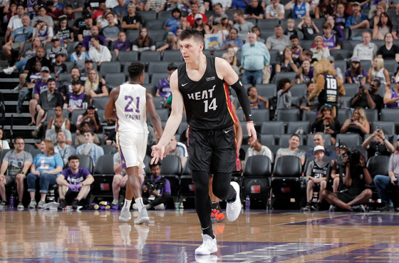 面都具备相 面都具备相