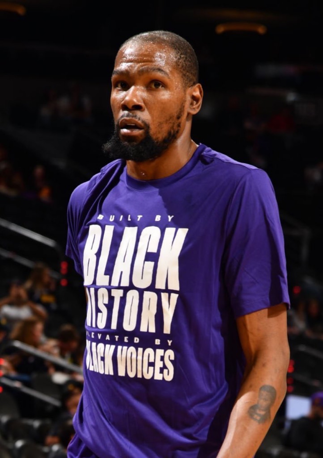 风格激烈的 风格激烈的