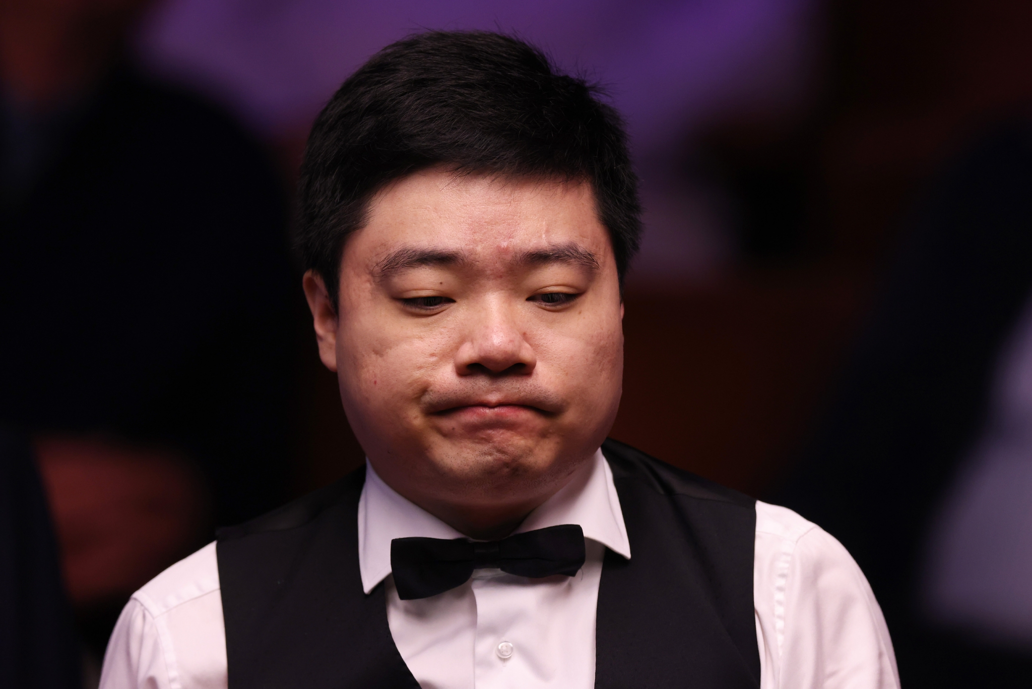 将自己的名 将自己的名