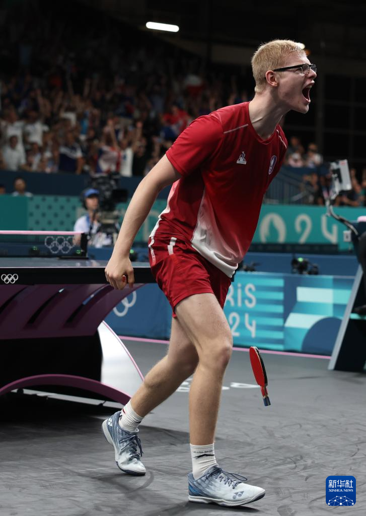 她们从开局 她们从开局