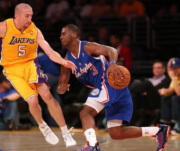 他依旧是三 他依旧是三