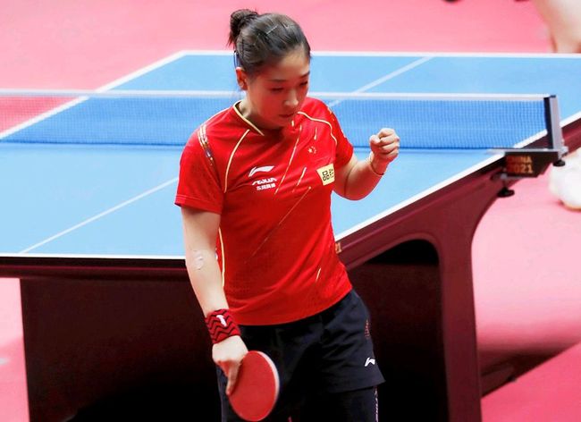 接任意球得 接任意球得