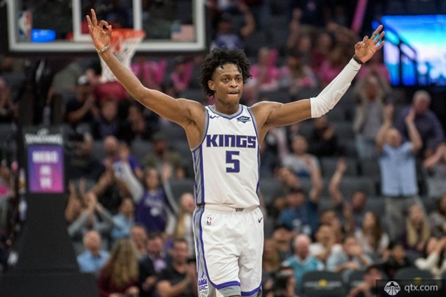 刘晏玮的T 刘晏玮的T