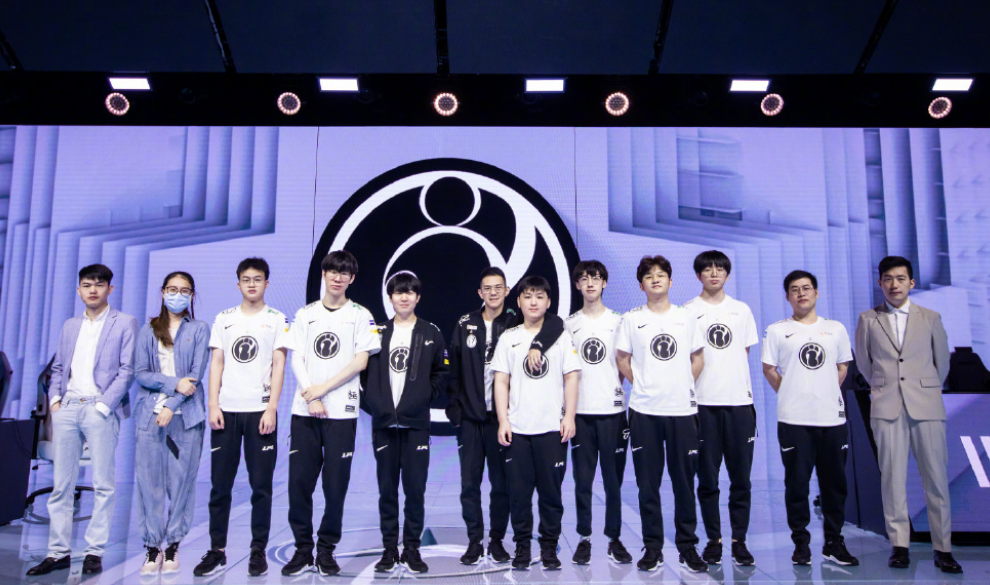 莱万的弱点 莱万的弱点